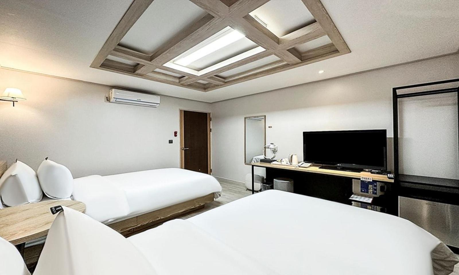 Gumi Time Hotel ภายนอก รูปภาพ