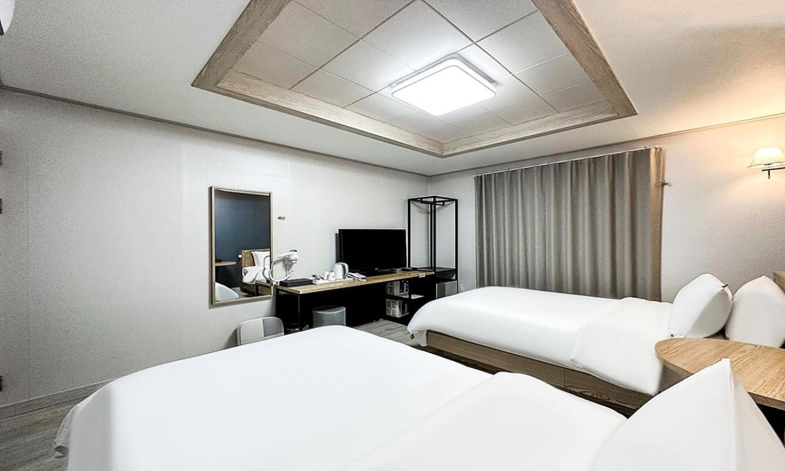 Gumi Time Hotel ภายนอก รูปภาพ