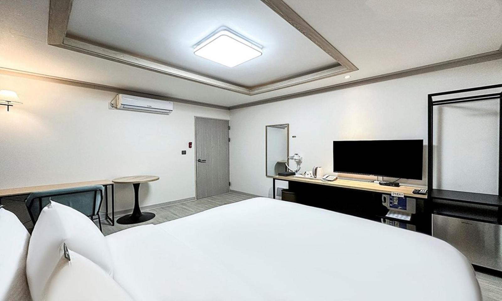 Gumi Time Hotel ภายนอก รูปภาพ