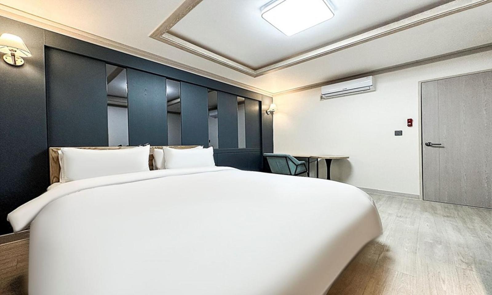 Gumi Time Hotel ภายนอก รูปภาพ